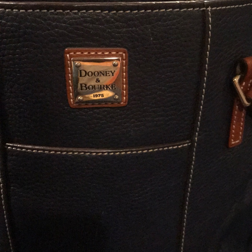 Dooney and Bourke - Picture 5 of 7